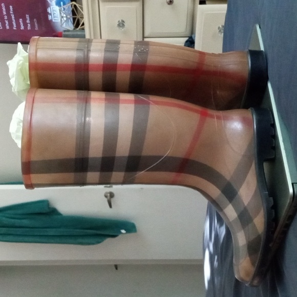 Burberry Rain boots - Picture 7 of 10